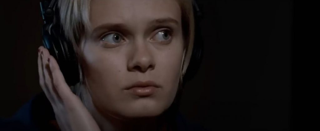 A screenshot from the movie The Innkeepers (2011)