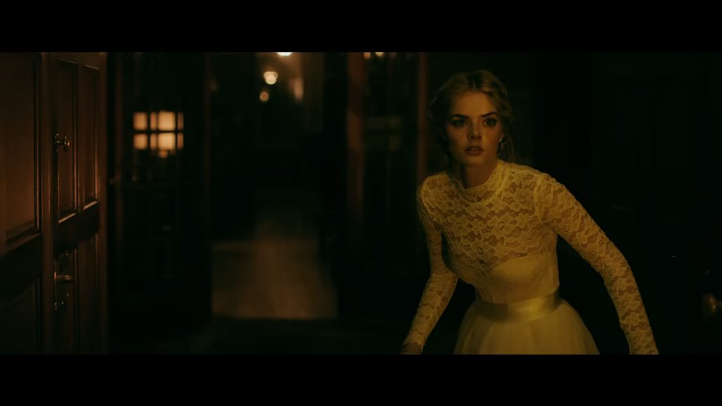 A screenshot from horror movie Ready or Not (2019)