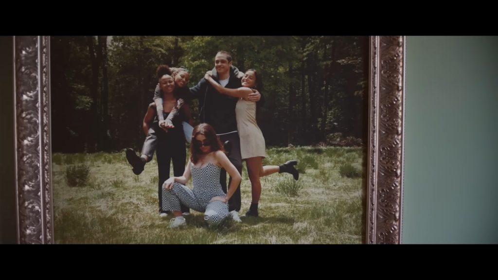 A screenshot from horror movie Bodies, Bodies, Bodies (2022)