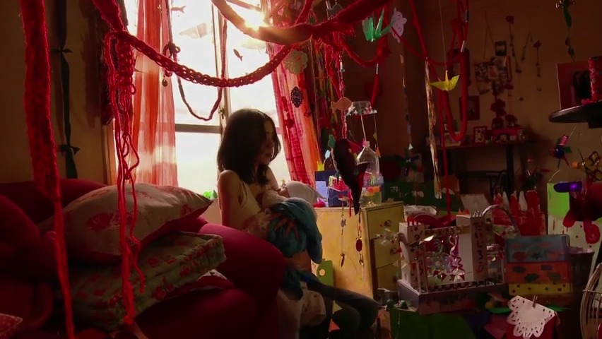 A screenshot from Japanese horror movie Kotoko (2011)