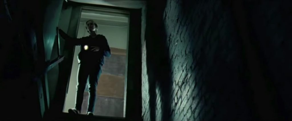 A screenshot from horror movie The Innkeepers (2012)