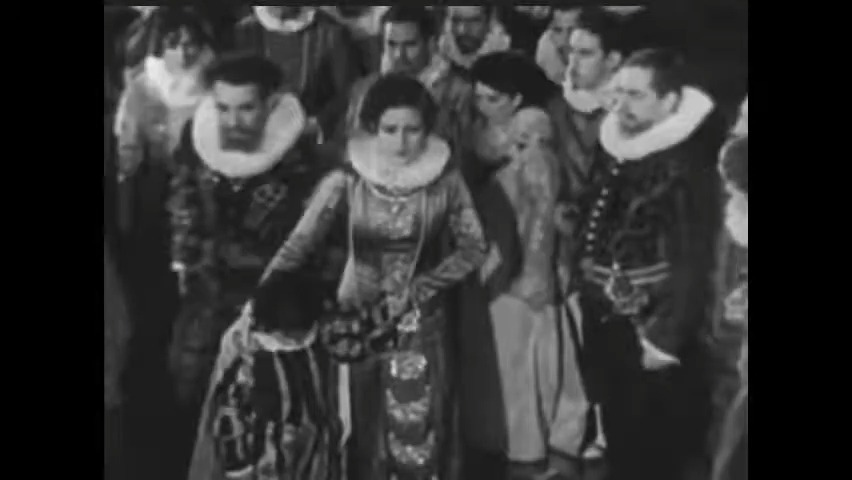 A Screenshot from horror movie La Llorona (1933)