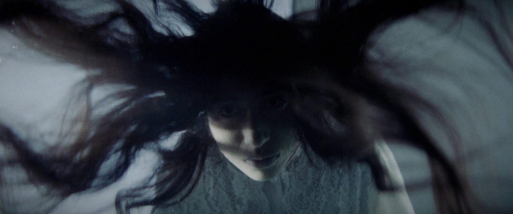 A screenshot from horror drama La Llorona (2020)
