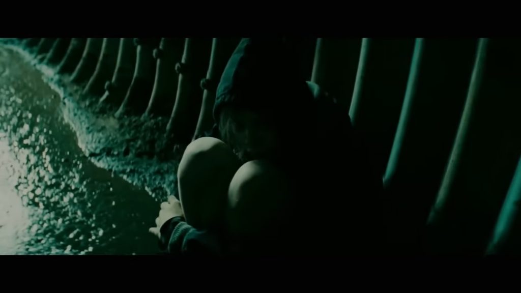 A screenshot from horror movie Let Me In (2010)