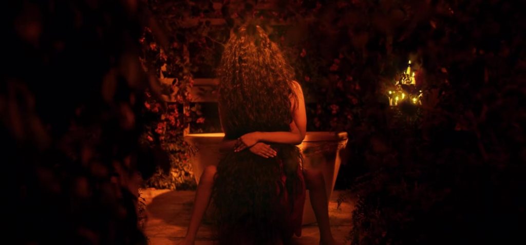 A screenshot from Indian Netflix horror movie Bulbbul (2020)