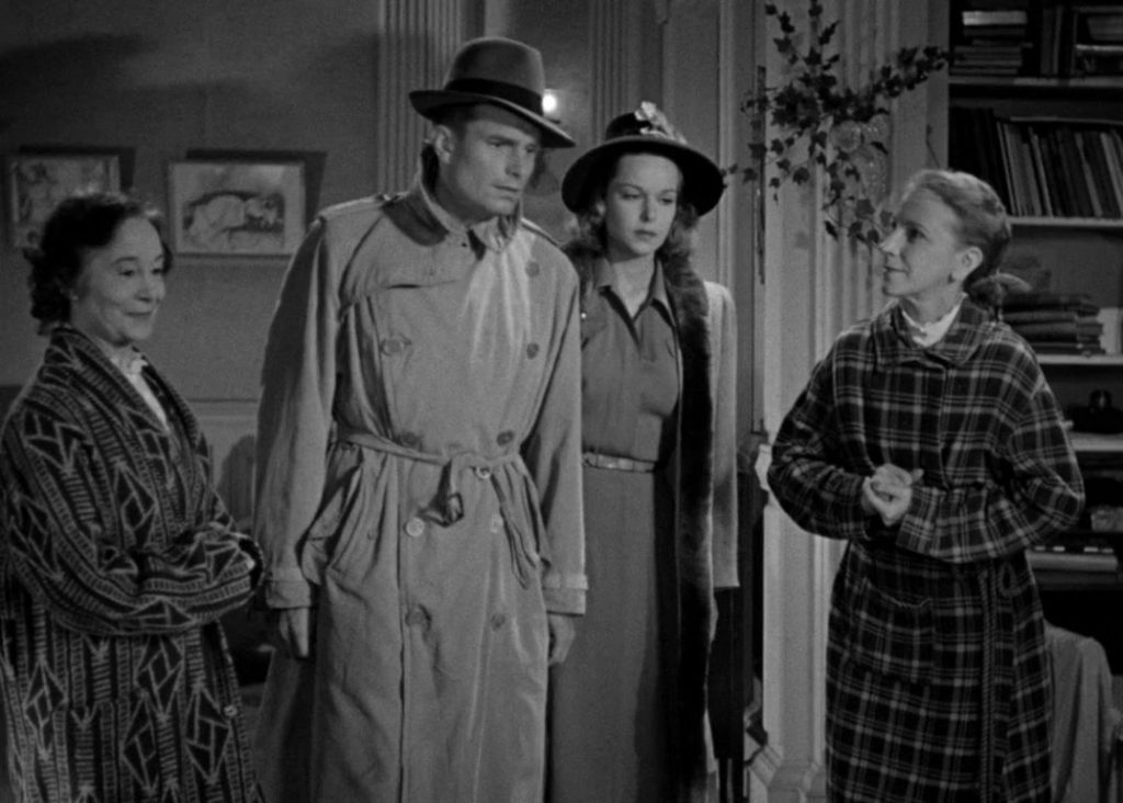 A screenshot from American movie Cat People (1942)