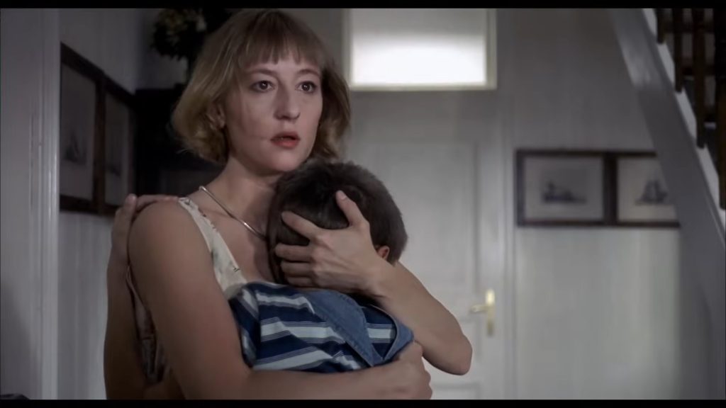 A screenshot from Austrian Horror Movie Funny Games (1997)