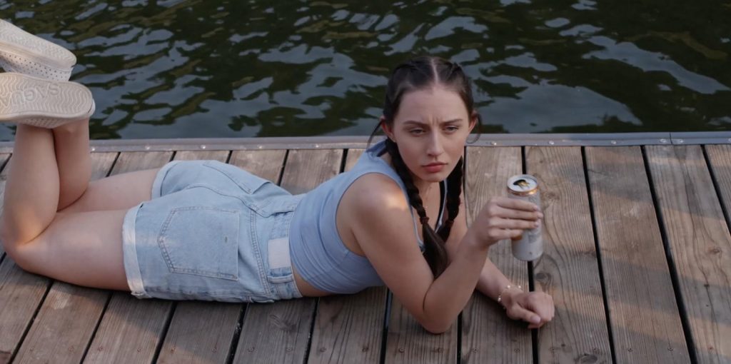 Float (2022)