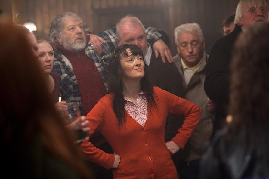A screenshot from Irish horror movie Grabbers (2012)
